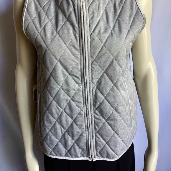 Banana Republic Soft Grey Quilted Vest with Velvet Trim Detail - Picture 2 of 5